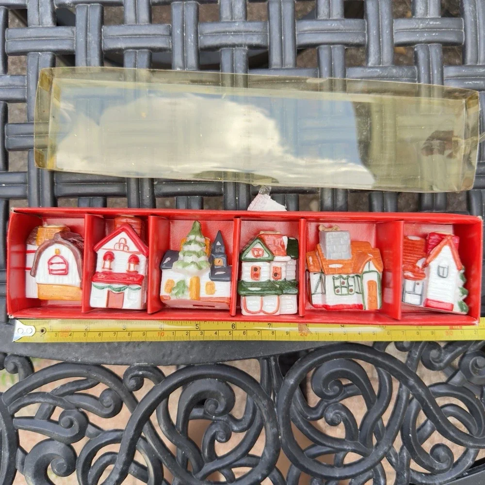 Vtg 90s Christmas Miniature String Light Covers Set of‎ 6 Houses Village